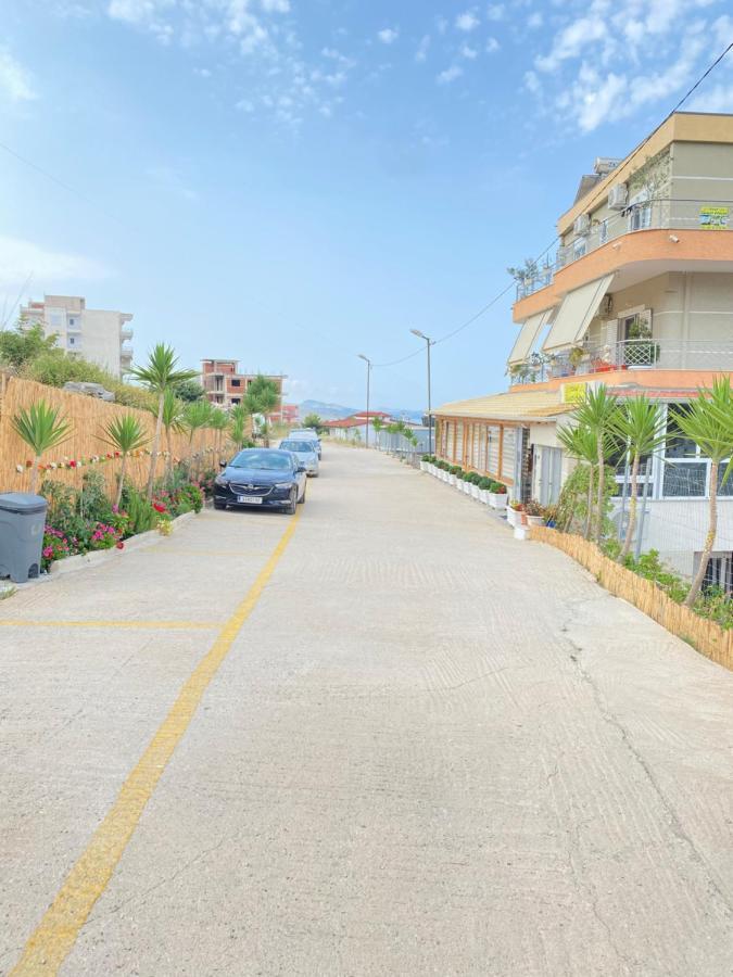 Eleni Guest House Sarandë Eksteriør bilde