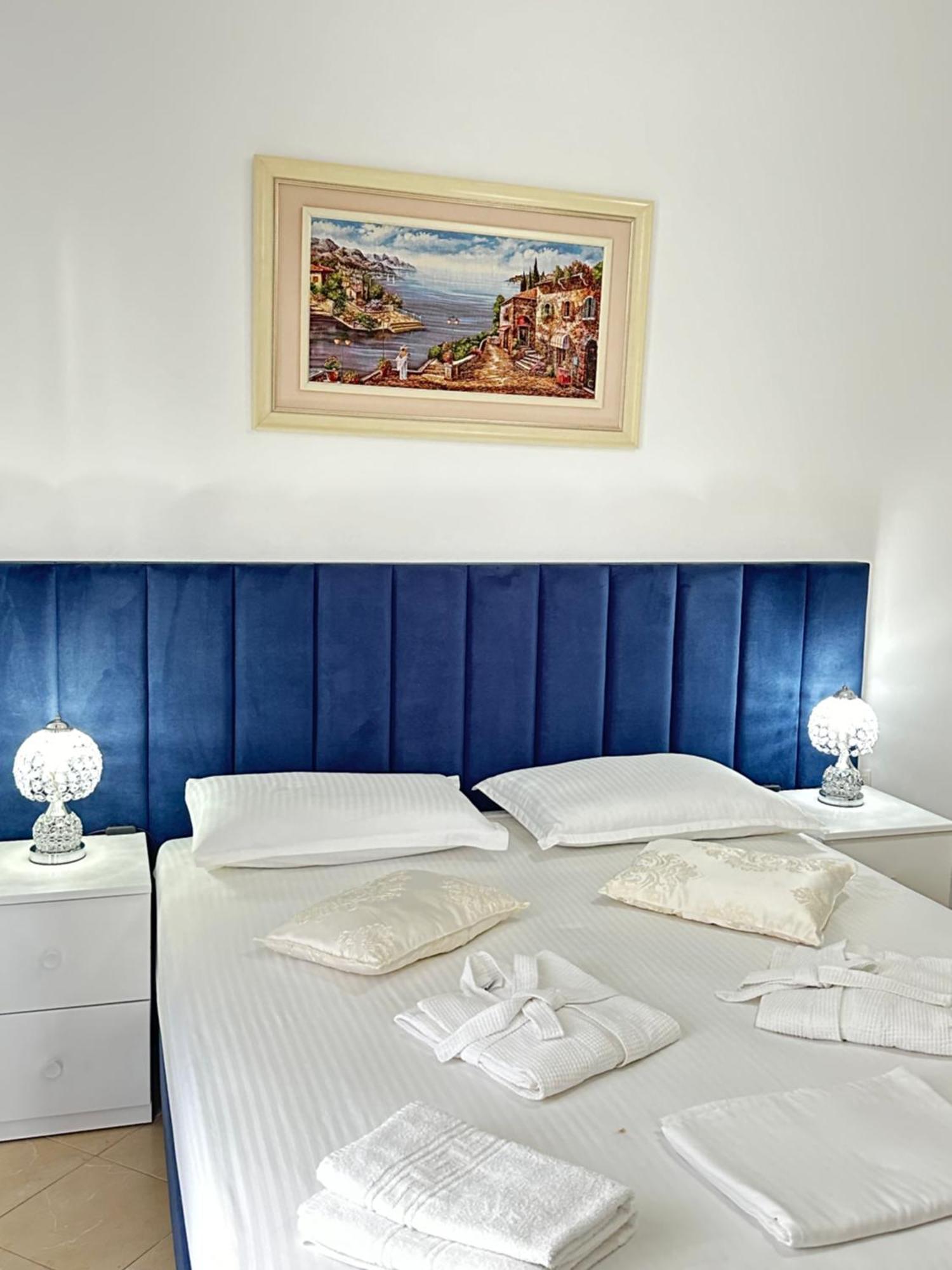 Eleni Guest House Sarandë Eksteriør bilde