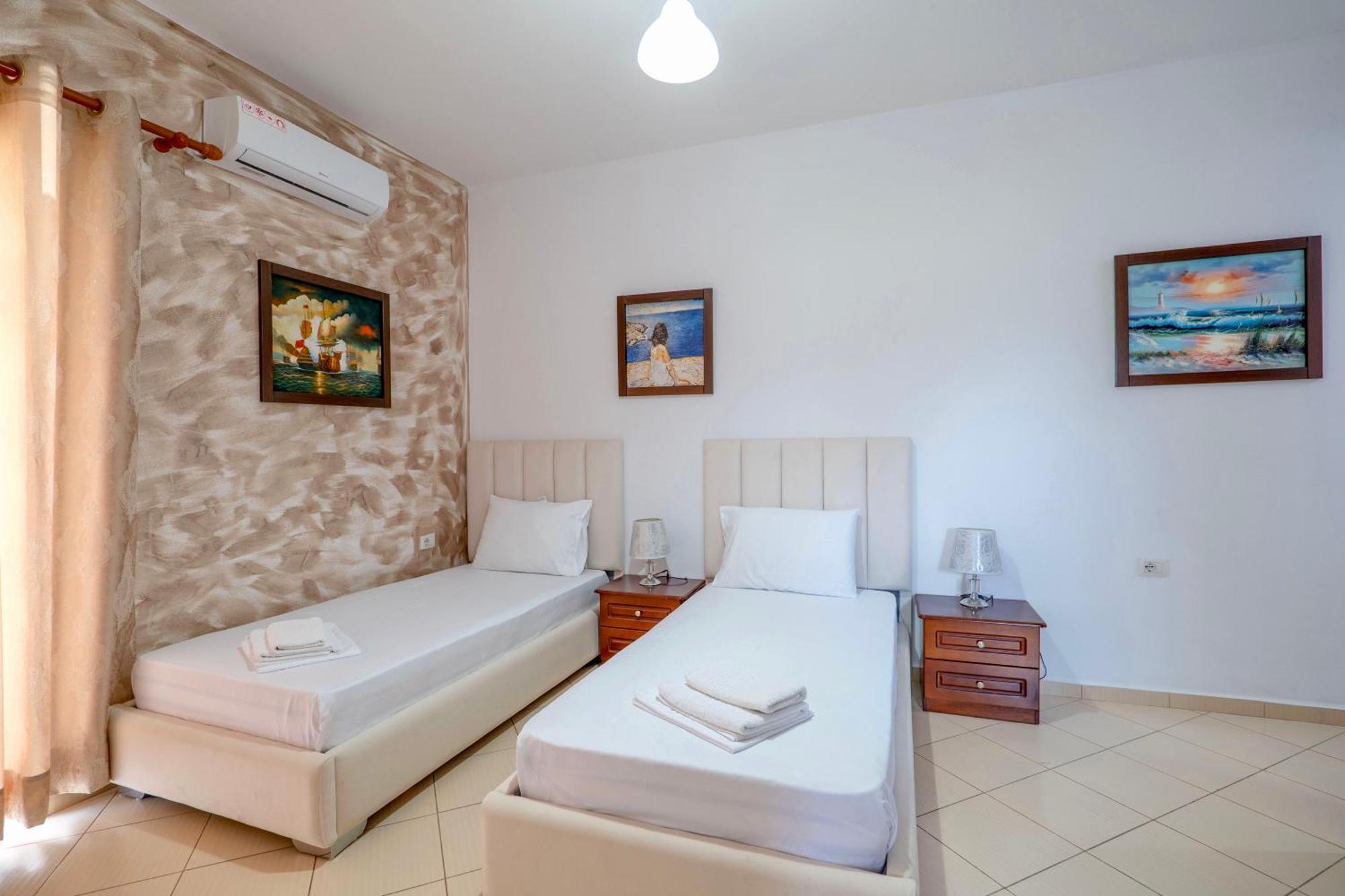 Eleni Guest House Sarandë Eksteriør bilde