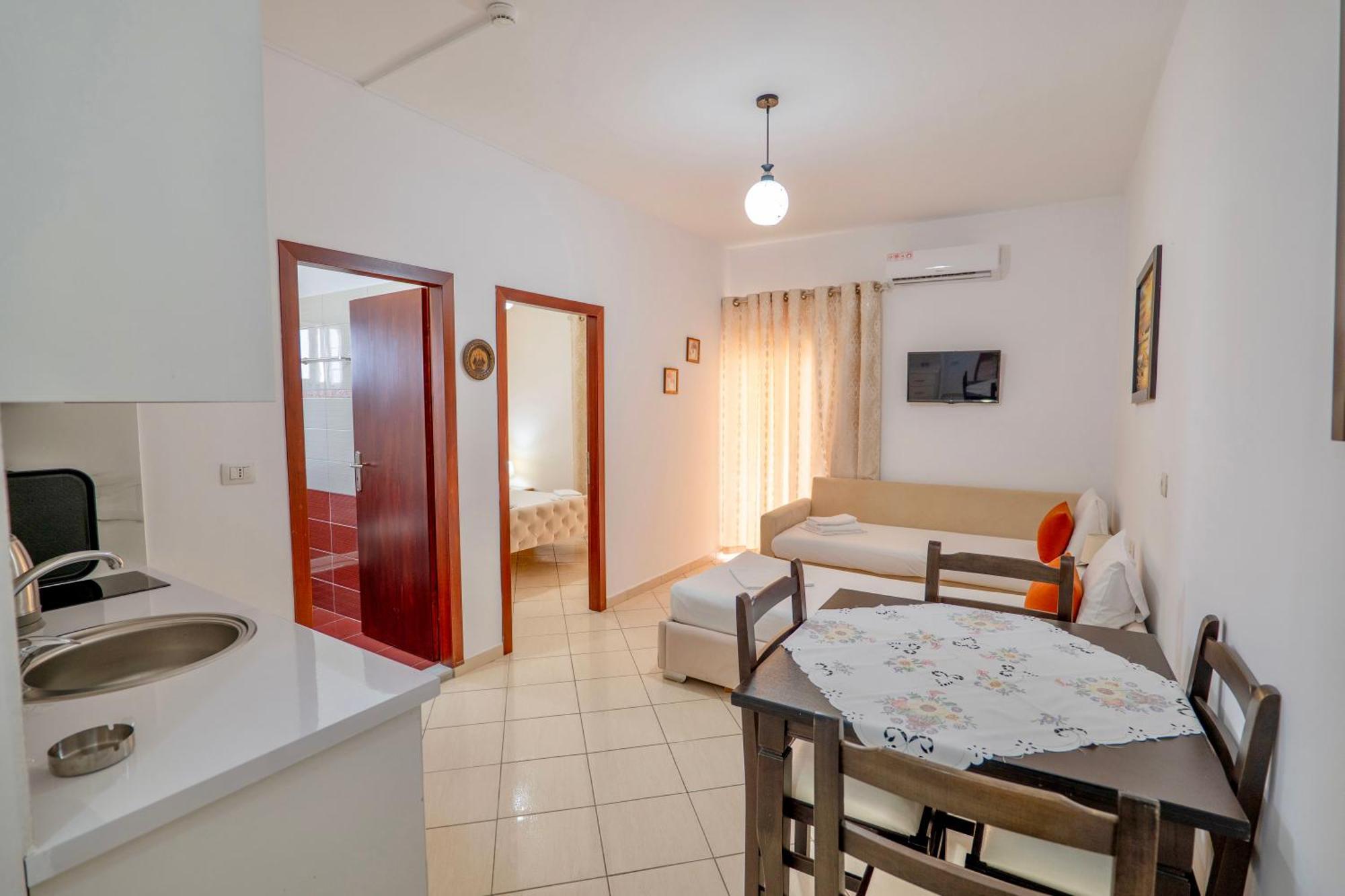 Eleni Guest House Sarandë Eksteriør bilde