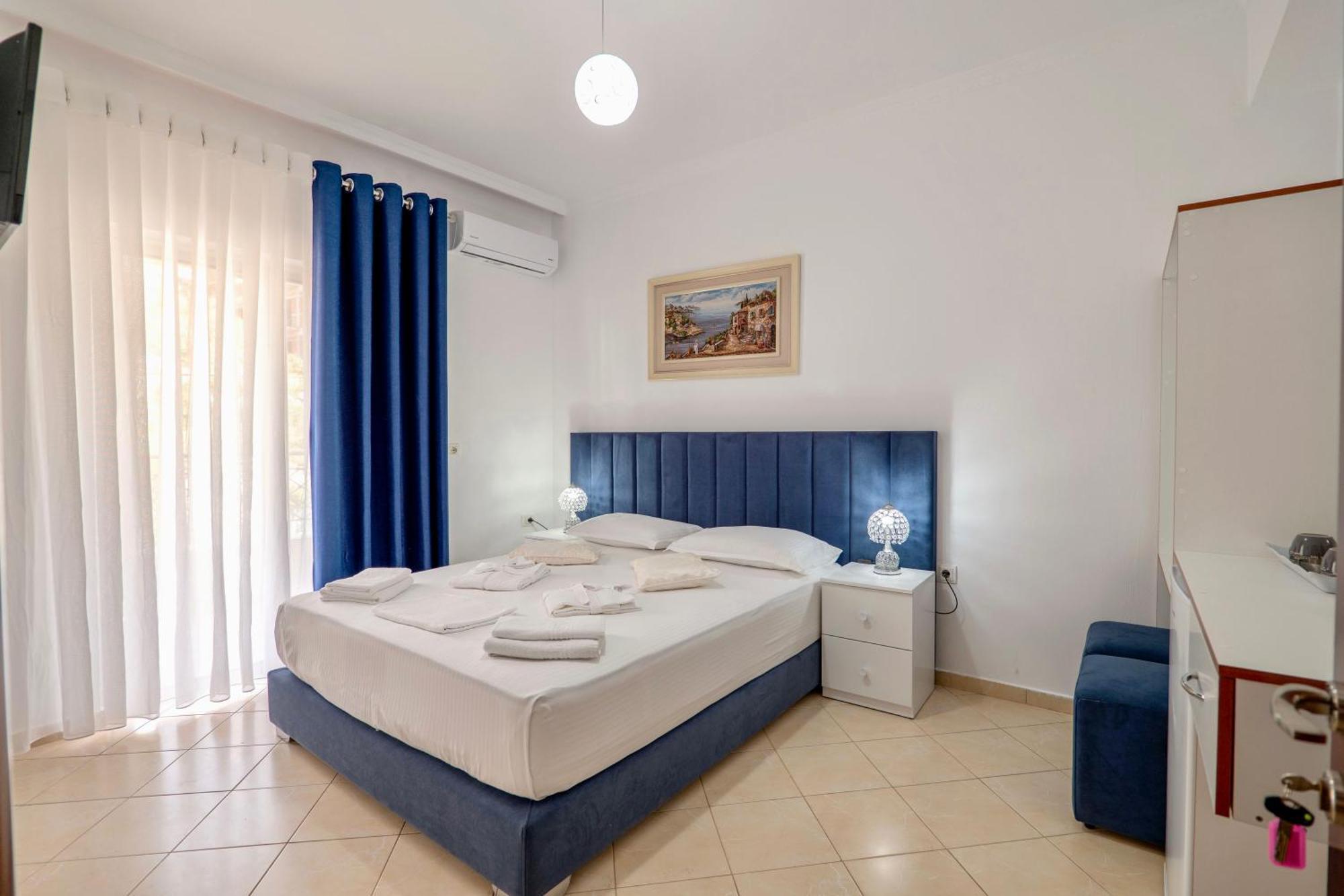 Eleni Guest House Sarandë Eksteriør bilde