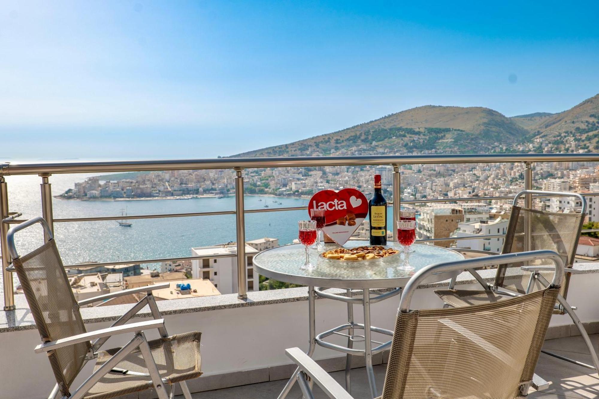 Eleni Guest House Sarandë Eksteriør bilde