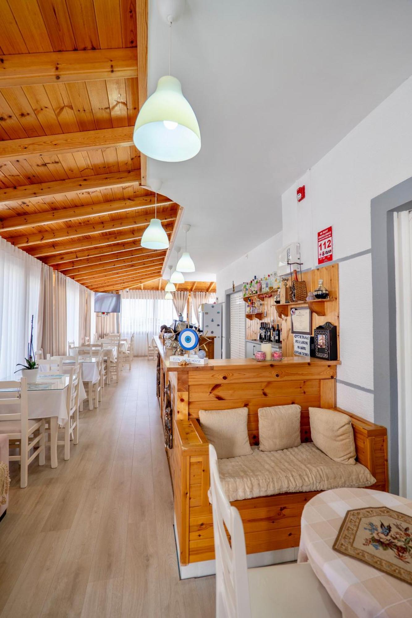 Eleni Guest House Sarandë Eksteriør bilde