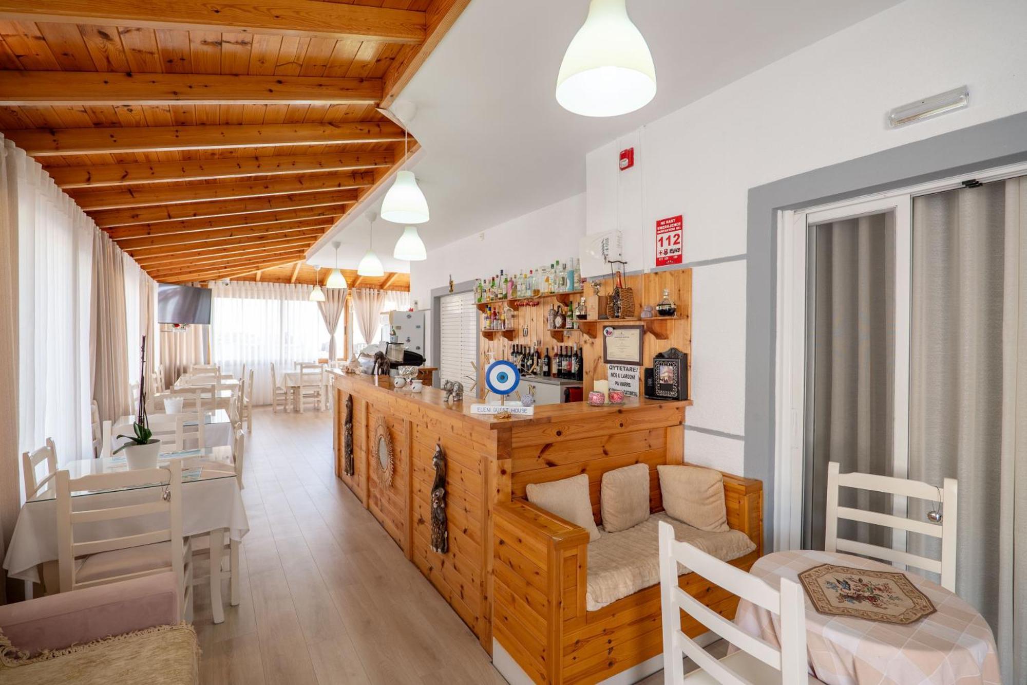 Eleni Guest House Sarandë Eksteriør bilde